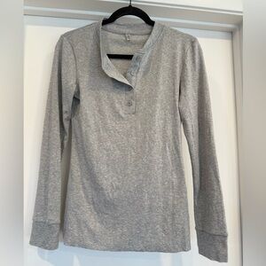 Women’s Nearkin Heather Gray Long Sleeve Henley Shirt
